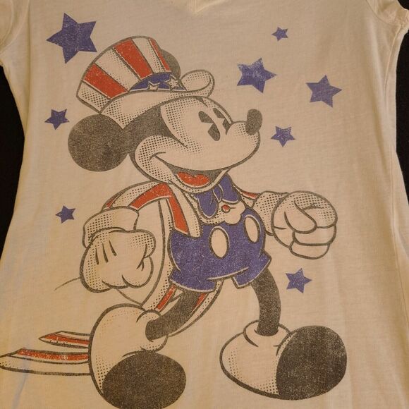 Disney Womens T-Shirt White Size XS 100% Cotton Mickey Patriotic Pullover - Picture 8 of 12